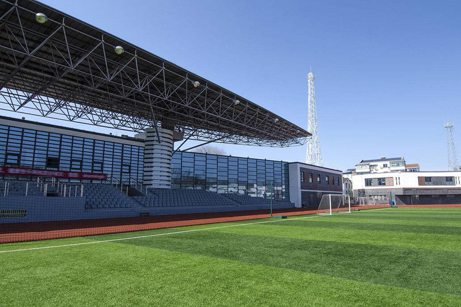 巴彦淖尔体育场看台网架工程